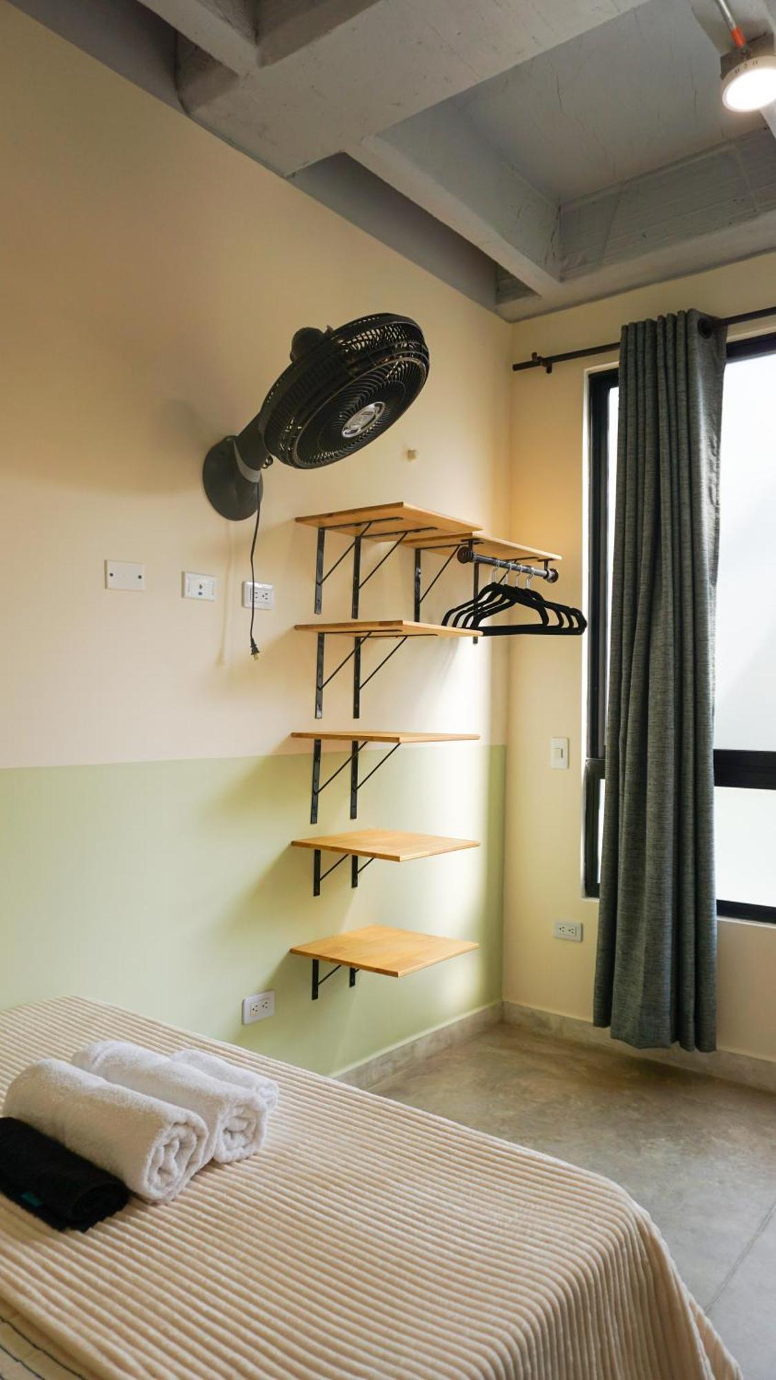 Selva House Bed and Breakfast Medellín Buitenkant foto