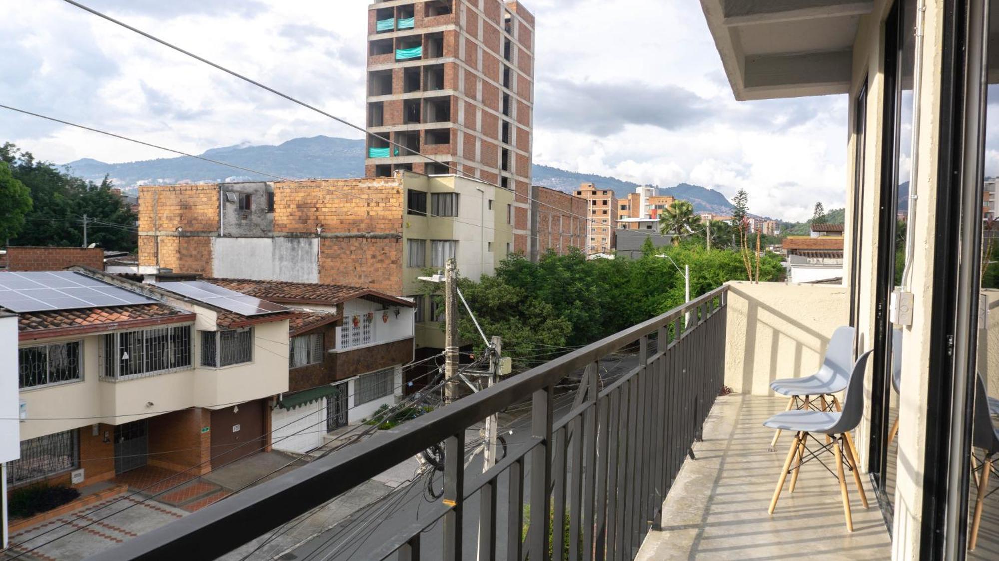 Selva House Bed and Breakfast Medellín Buitenkant foto